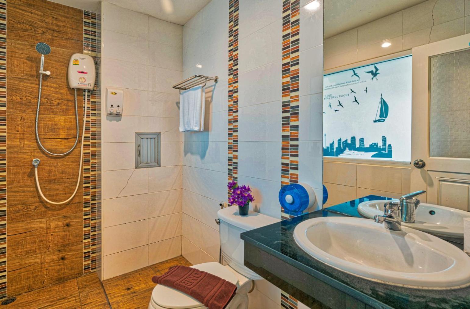 Tj Patong Hotel - Otop Shopping Paradise الغرفة الصورة